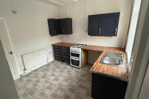 Kitchen 1.jpeg