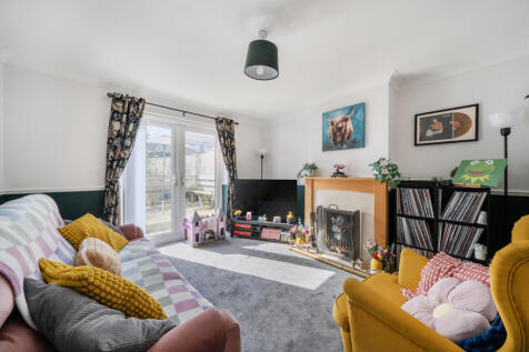 1439056-8-69d6312...