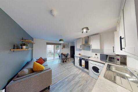 9-Piccadilly-Place-Living-Kitchen-Dining 3.jpg