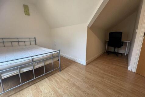 Room 4 (1)