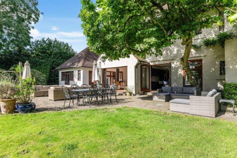 FAR END (EXTERNALS)- (5).jpg