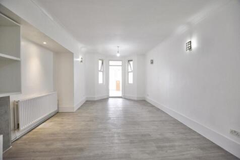 Heigham Road, East Ham, E6 photo 5