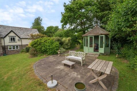 Terrace &amp; Summer House