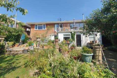 WhatsApp Image 2025-08-15 at 14.34.09 (1).jpeg