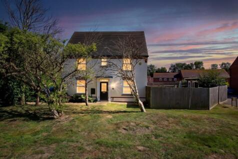 Littlehampton, BN16 - property photo