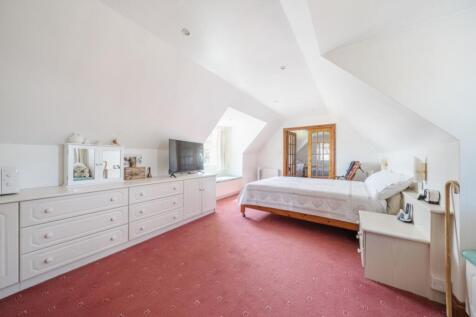 1317674-4-68638aabb544c-ARW