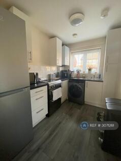 Open Plan Living Space: Kitchen Side 