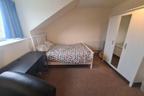 3-bed house on Golgotha Road, Lancaster, £1,807/mo