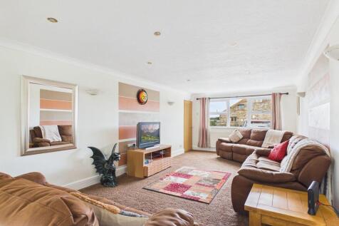 lounge/games room