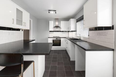 Kitchen Area (view a)