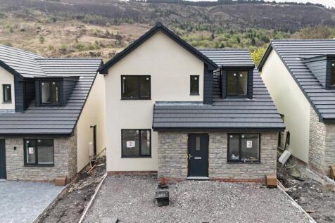 Treorchy, CF42 - property photo