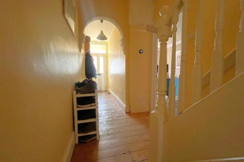 Hallway.jpeg