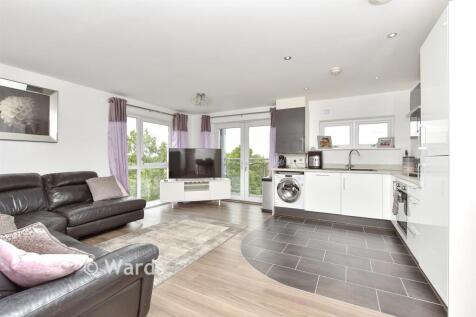 Kitchen/ Living Area