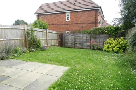 7 Dewar Drive Garden.JPG