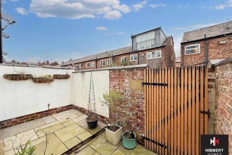 Rear Courtyard
