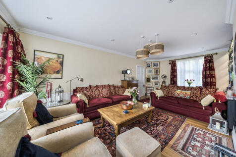 1305343-4-6843229...