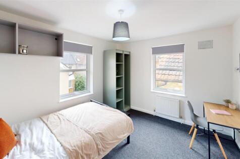 F3, 8 Piccadilly Place photo 4
