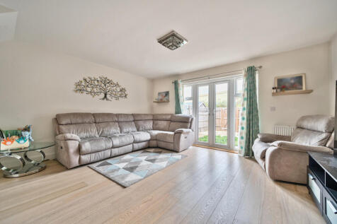 1372440-8-6903709...