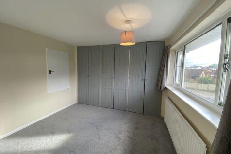 Acorn Grove, Wordsley photo 5