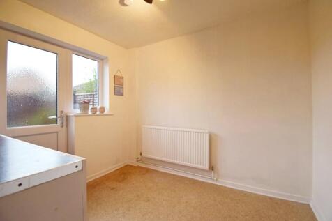 Howard View, Basingstoke, Hampshire, RG22 photo 4