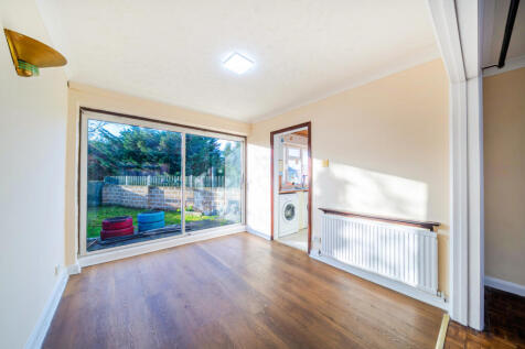 1387128-9-69304b0...