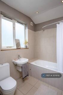 Thorpebank Road, London, W12 photo 4