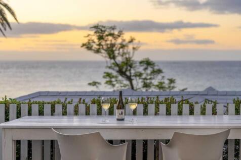 The Deck is the perfect, peaceful sundowner spot