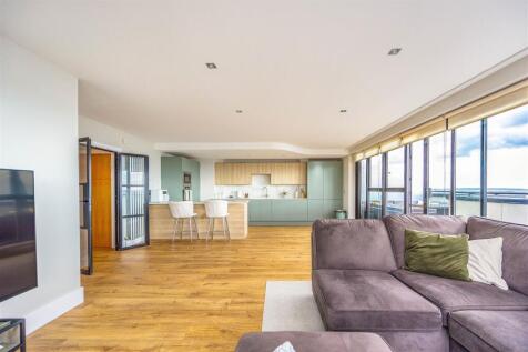 Kitchen/Lounge/Diner