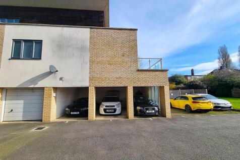 CAR PORT