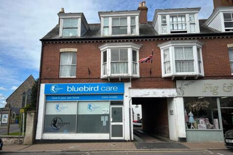 WhatsApp Image 2025-09-23 at 14.19.05.jpeg