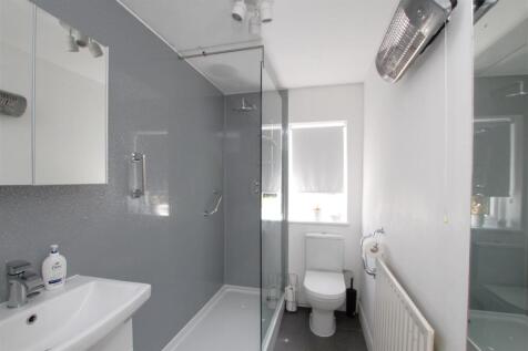 Shower Room.JPG