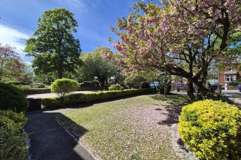 Front garden 1.jpg