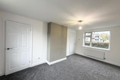Lumley Close, Newton Aycliffe photo 3