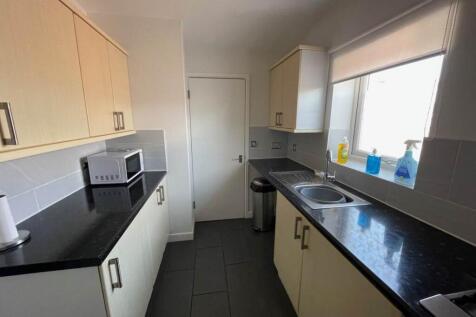 listdama kitchen