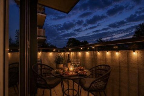 AI Balcony