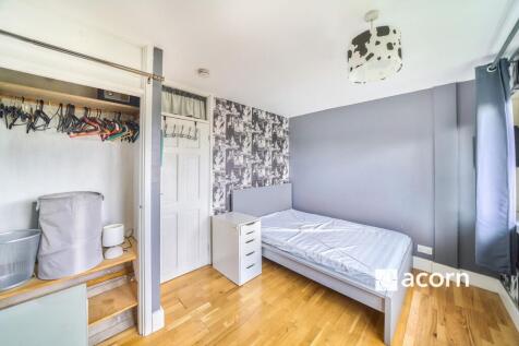 Bedroom 2 (2)