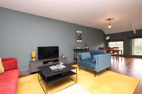 Living room.JPG