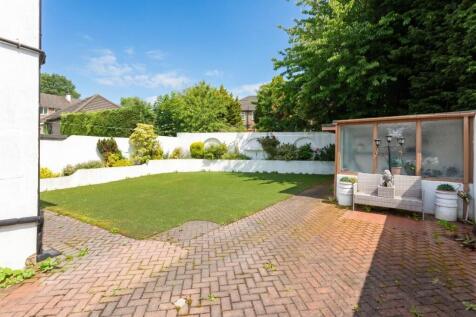 27 Southlands Drive-03_AIEDIT.jpg