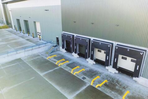 Tritax  Unit 2 Symmetry Park Aston Clinton 281025 01.jpg