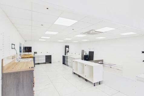 Showroom to rent Image 3