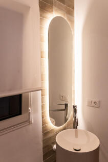 Property Image 100