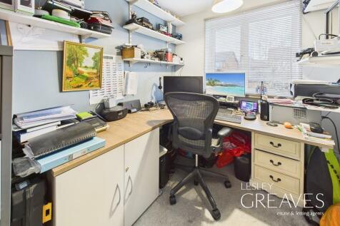 Bedroom Four/Offi...