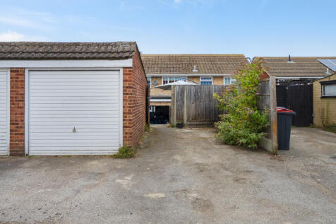 Garage/Parking