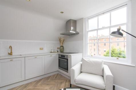 11 east circus hi res-2.jpg