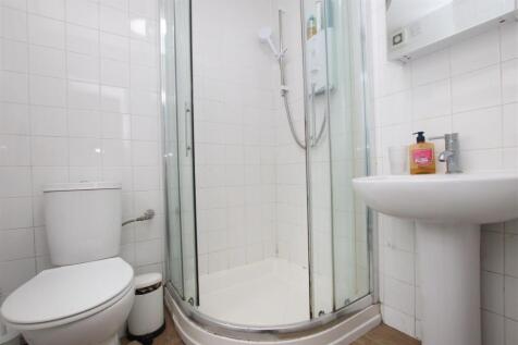 Shower Room.JPG