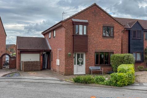 Newark, NG24 - property photo