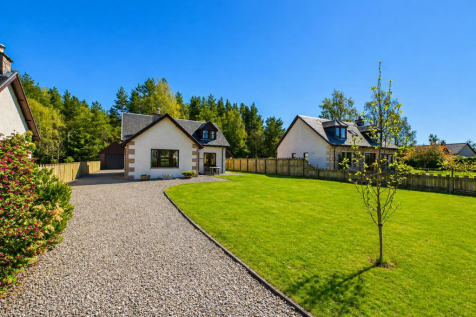 3 Dirdhu Court
