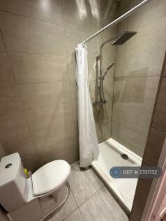 Upstairs Bathroom: Shower