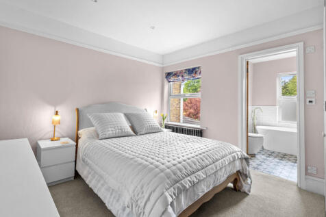2 Mount Pleasant Cottages, Cores End Rd, SL8 5AN (