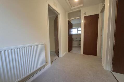Mays Way, Potterspury, Towcester photo 4